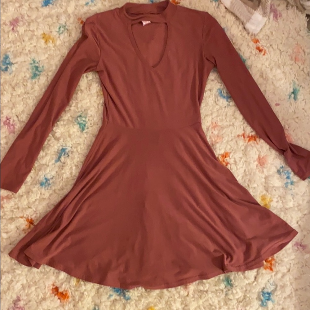 size small (3-5) dress